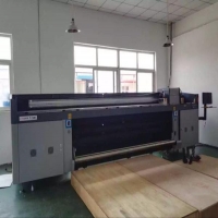 客戶(hù)訂購UV卷材機案例展示
